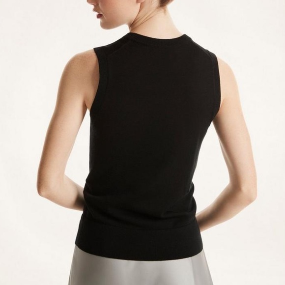 Black Sleeveless Sweater Vest | Poshmark
